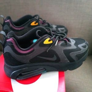 Nike Air Max 200 women's
